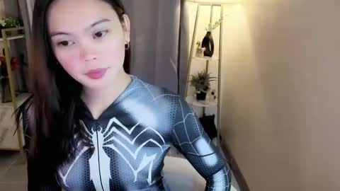 miss_kyrstyn online show from 04/18/26, 04:33