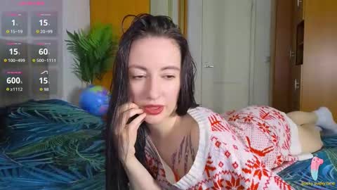 Snapshot of miss_leee chatting on 05/28/26, 10:45 Laura online show from 05/28/26, 10:45