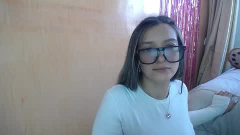 lilieth  online show from 03/07/25, 07:38