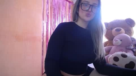 Snapshot of miss_lilieth chatting on 01/08/26, 03:47 lilieth online show from 01/08/26, 03:47