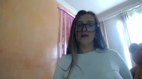 Snapshot of miss_lilieth chatting on 03/05/26, 04:03 lilieth online show from 03/05/26, 04:03