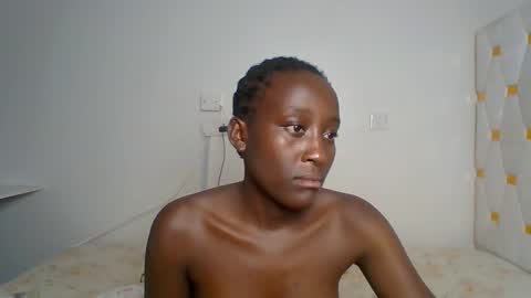 miss_lolah7 online show from 04/29/26, 05:30