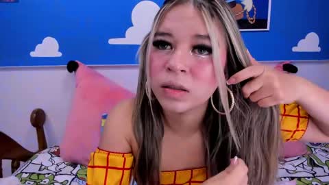 Snapshot of miss_lucyla chatting on 05/06/26, 11:04 miss_lucyla online show from 05/06/26, 11:04