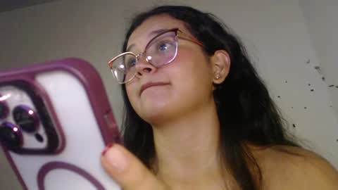 ly independent model online show from 06/07/26, 11:36