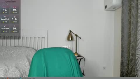 Jenny online show from 09/12/25, 03:56