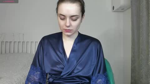 Jenny online show from 09/17/25, 06:53