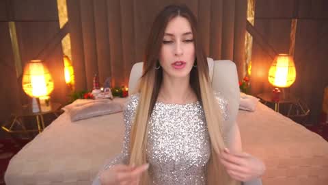 Snapshot of miss_martini chatting on 01/08/25, 07:13 online show from 01/08/25, 07:13