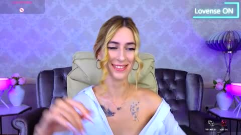 Snapshot of miss_martini chatting on 09/18/25, 06:26 online show from 09/18/25, 06:26