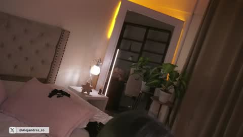 Snapshot of miss_meii chatting on 02/03/26, 02:53 Alejandra online show from 02/03/26, 02:53