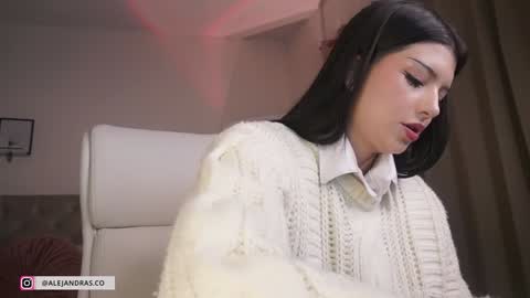 Snapshot of miss_meii chatting on 03/04/26, 10:27 Alejandra online show from 03/04/26, 10:27