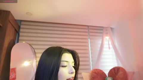 Snapshot of miss_meii chatting on 04/01/26, 10:18 Alejandra online show from 04/01/26, 10:18