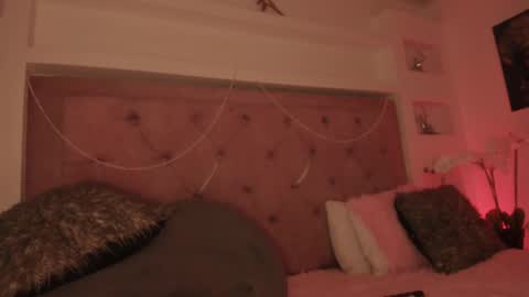 Melissa   online show from 02/20/25, 04:57