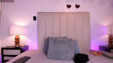 miss_milf_ online show from 04/28/26, 02:27