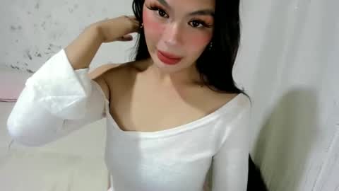 Snapshot of miss_morgan69 chatting on 02/12/25, 05:37 miss_morgan69 online show from 02/12/25, 05:37