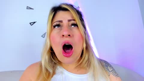  Miss Pawi online show from 12/14/24, 03:29