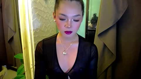 Precious online show from 05/09/26, 12:32