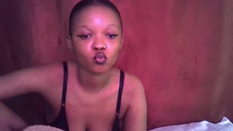 miss_rihanna2 online show from 10/24/25, 06:54