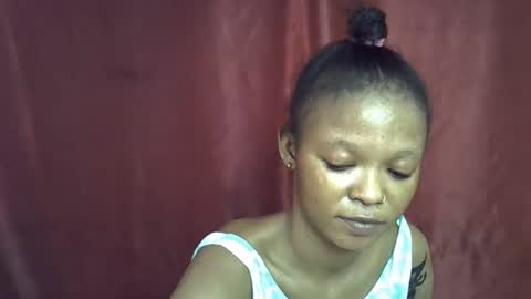 Snapshot of miss_rihanna2 chatting on 12/21/25, 05:03 miss_rihanna2 online show from 12/21/25, 05:03