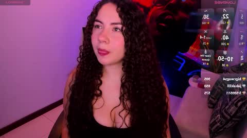 Snapshot of miss_rogue chatting on 10/30/25, 04:14 miss_rogue online show from 10/30/25, 04:14