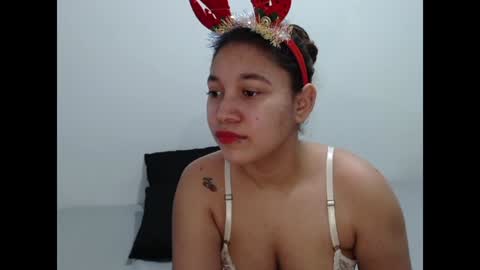 Snapshot of miss_rose1 chatting on 12/24/24, 11:17 ROS online show from 12/24/24, 11:17