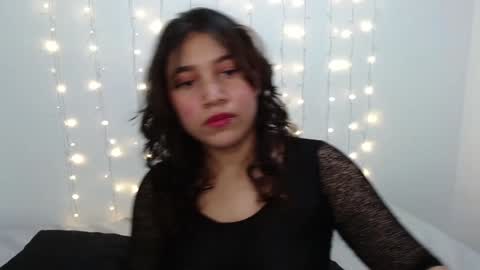 Snapshot of miss_rose1 chatting on 01/30/25, 03:51 ROS online show from 01/30/25, 03:51