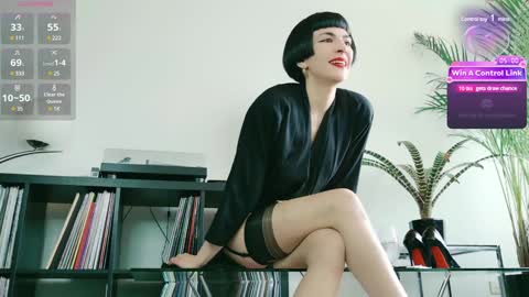 Snapshot of miss_satori_rose chatting on 01/28/25, 09:29 Satori Rose online show from 01/28/25, 09:29