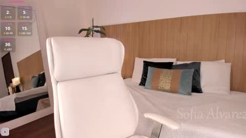 Sofia Alvarez online show from 11/26/25, 09:49