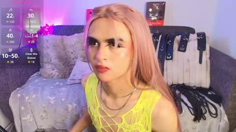 miss_sophia21 online show from 04/28/26, 08:58