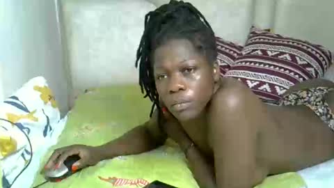 Snapshot of miss_squirty2 chatting on 01/13/26, 06:40 jasmine online show from 01/13/26, 06:40
