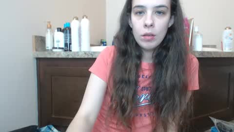 Snapshot of miss_sunshine01 chatting on 01/18/25, 05:10 Bella online show from 01/18/25, 05:10