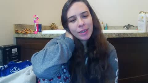 Snapshot of miss_sunshine01 chatting on 10/07/25, 03:20 Bella online show from 10/07/25, 03:20