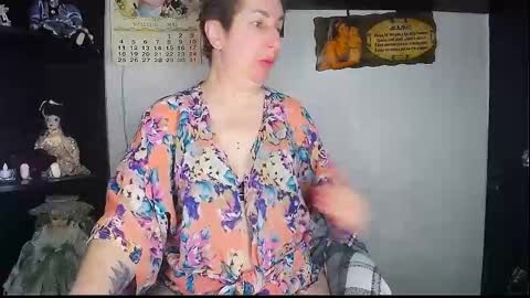 Snapshot of miss_tasha_kom chatting on 05/16/26, 07:38 miss_tasha_kom online show from 05/16/26, 07:38
