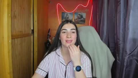 Snapshot of miss_tasy chatting on 02/19/25, 03:27 Melanie January 15th is my birthday there will be an interesting show online show from 02/19/25, 03:27