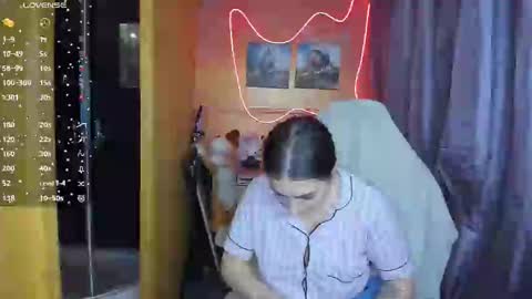 Snapshot of miss_tasy chatting on 03/02/25, 11:18 Melanie January 15th is my birthday there will be an interesting show online show from 03/02/25, 11:18