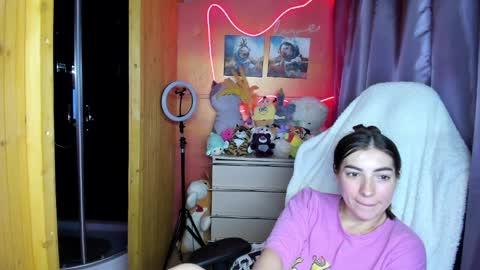 Snapshot of miss_tasy chatting on 04/08/26, 05:40 Melanie January 15th is my birthday there will be an interesting show online show from 04/08/26, 05:40