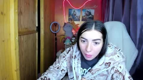 Snapshot of miss_tasy chatting on 04/17/26, 06:27 Melanie January 15th is my birthday there will be an interesting show online show from 04/17/26, 06:27
