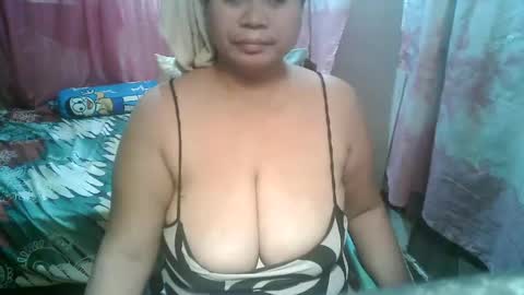 Snapshot of miss_v0lcan0 chatting on 01/18/25, 10:49 miss v0lcan0 online show from 01/18/25, 10:49