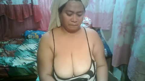 Snapshot of miss_v0lcan0 chatting on 01/23/25, 09:50 miss v0lcan0 online show from 01/23/25, 09:50