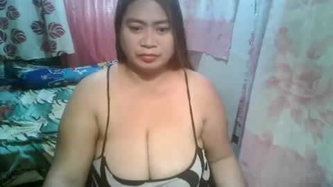 Snapshot of miss_v0lcan0 chatting on 02/04/25, 11:05 miss v0lcan0 online show from 02/04/25, 11:05