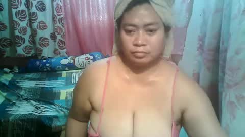 Snapshot of miss_v0lcan0 chatting on 02/08/25, 10:39 miss v0lcan0 online show from 02/08/25, 10:39