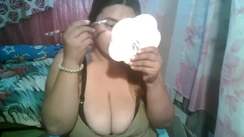 Snapshot of miss_v0lcan0 chatting on 03/07/25, 12:23 miss v0lcan0 online show from 03/07/25, 12:23