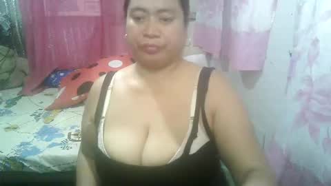 Snapshot of miss_v0lcan0 chatting on 09/12/25, 12:44 miss v0lcan0 online show from 09/12/25, 12:44