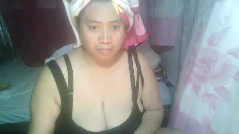 Snapshot of miss_v0lcan0 chatting on 09/24/25, 11:02 miss v0lcan0 online show from 09/24/25, 11:02