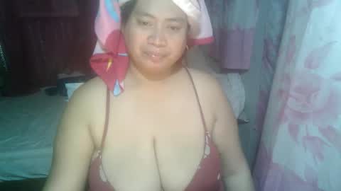 Snapshot of miss_v0lcan0 chatting on 09/25/25, 10:52 miss v0lcan0 online show from 09/25/25, 10:52