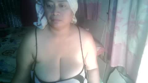 Snapshot of miss_v0lcan0 chatting on 10/31/25, 10:49 miss v0lcan0 online show from 10/31/25, 10:49