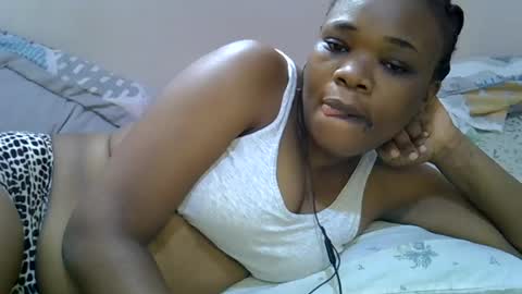 Snapshot of miss_velour chatting on 06/18/26, 09:14 miss_velour online show from 06/18/26, 09:14