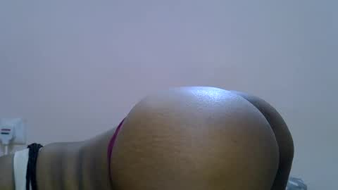 Snapshot of miss_velour chatting on 06/21/26, 01:03 miss_velour online show from 06/21/26, 01:03