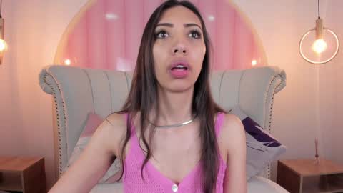 Veronica summer  7AM to 1500 PM hour GMT-5 online show from 12/11/24, 11:30