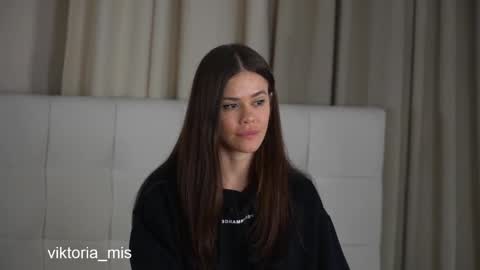 Snapshot of miss_viktoria chatting on 02/09/25, 07:41 Miss Victoria online show from 02/09/25, 07:41