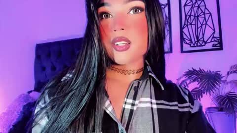 miss_zz online show from 12/04/25, 04:27